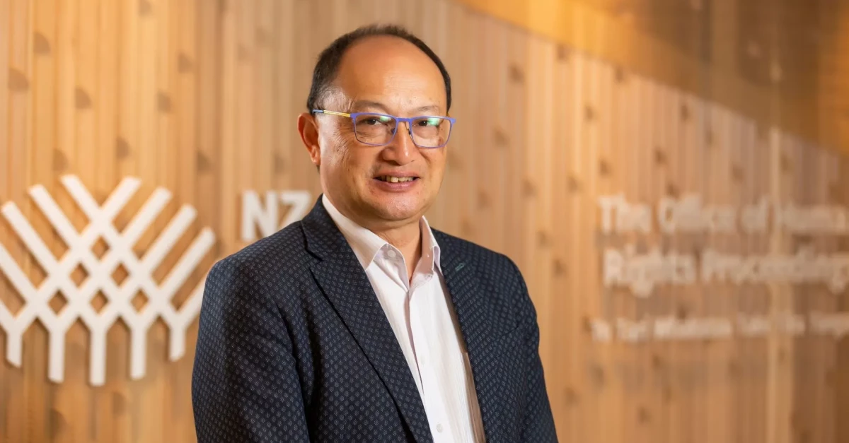 Porno film uchun kasting Yalangoch Dolli Buster